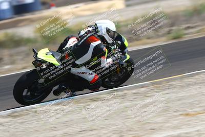 media/Sep-21-2025-TrackDaz (Sun) [[277c75b276]]/B Group/1220pm (Turn 2)/